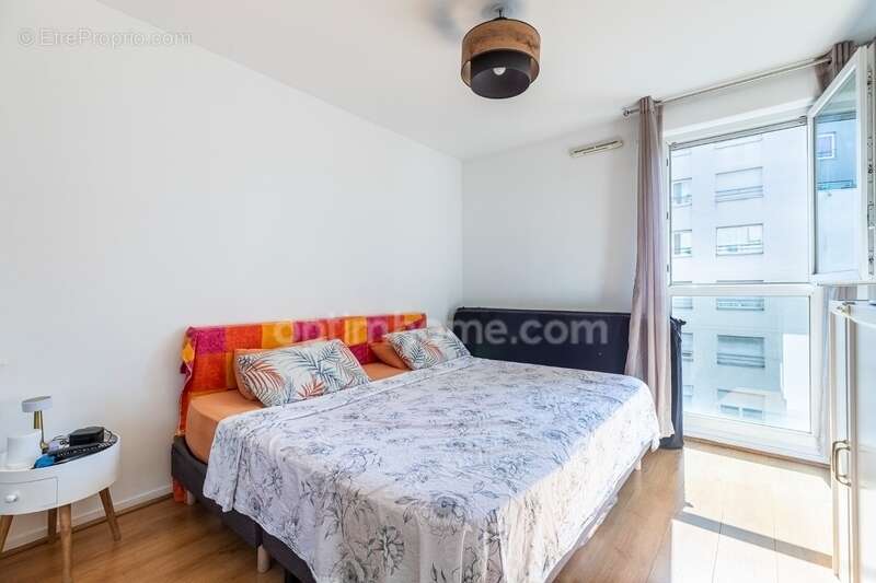 Appartement à SAINT-DENIS