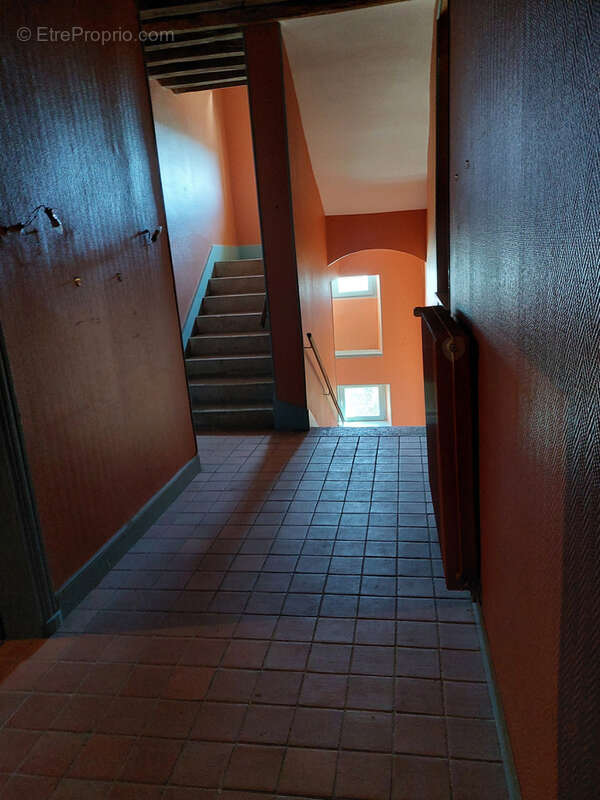 Maison à BUSSET