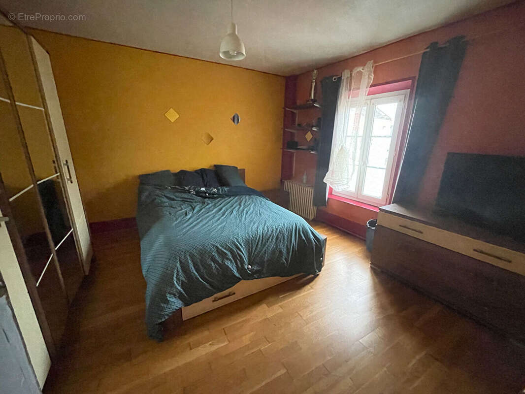Maison à NANTEUIL-LES-MEAUX