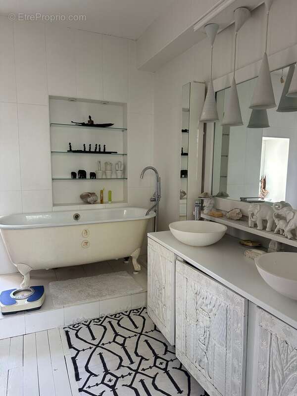 Maison 130 m² à Orthez  - photo 9