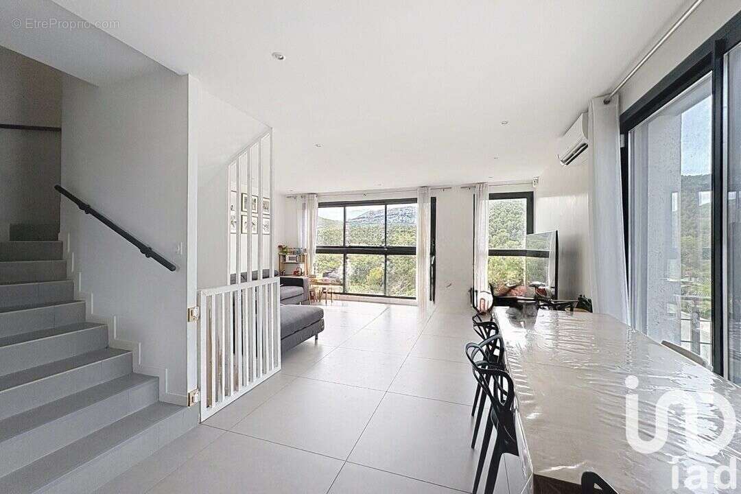 Photo 7 - Maison à MARSEILLE-9E