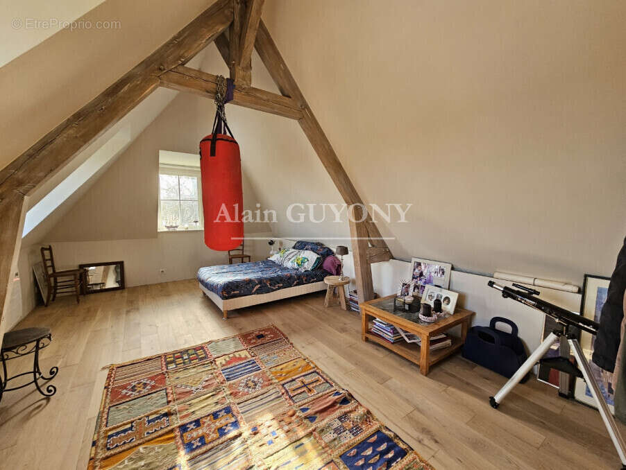 Maison à PONT-L&#039;EVEQUE