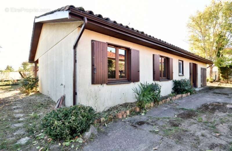 Maison à SAINT-LOUP-CAMMAS