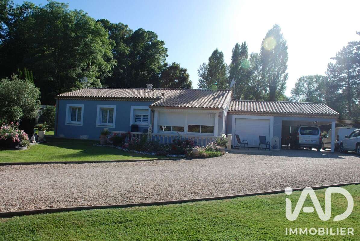 Maison 112 m² à Saint-Andre-Et-Appelles  - photo 3
