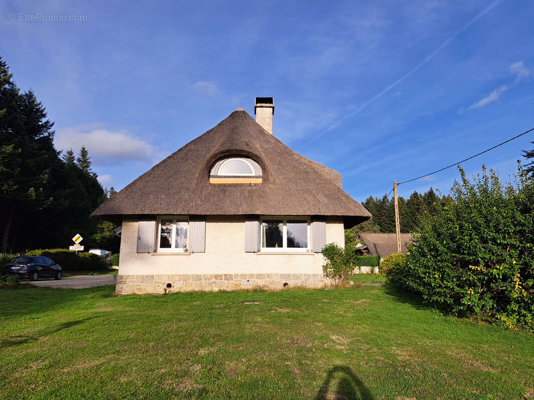 Maison à LE CHAMBON-SUR-LIGNON