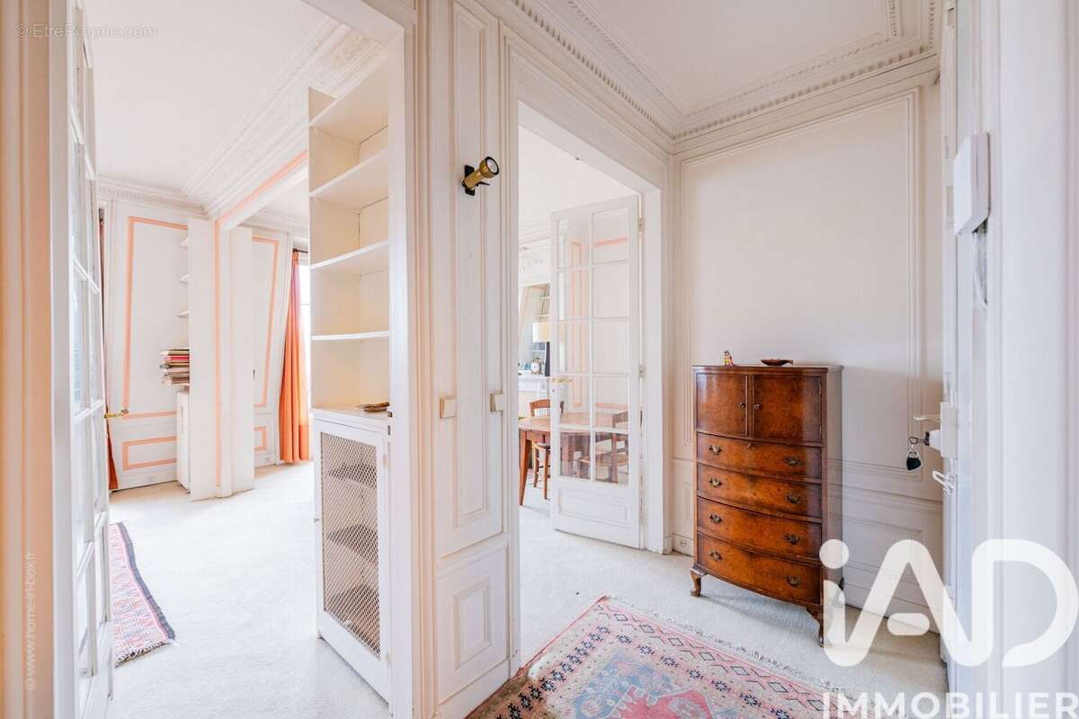 Photo 4 - Appartement à PARIS-16E