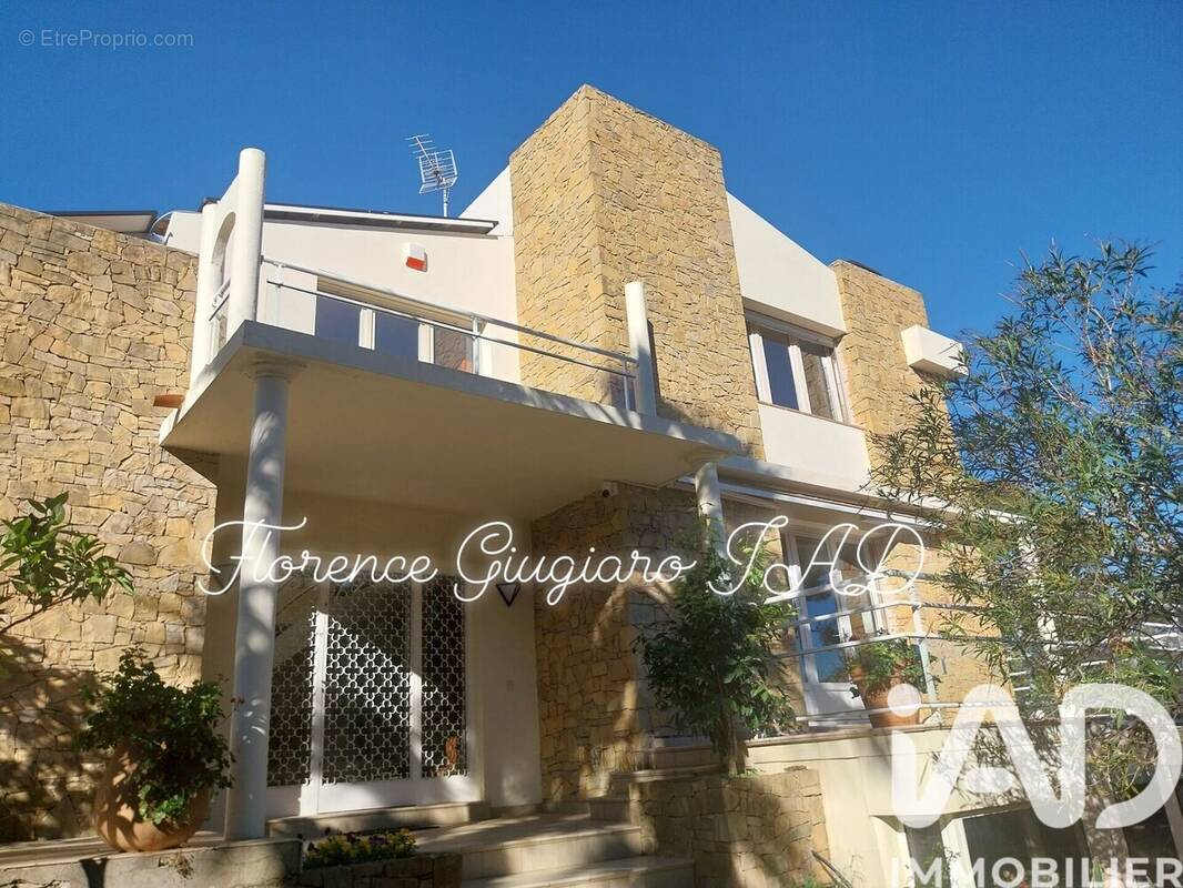 Photo 1 - Maison à SANARY-SUR-MER