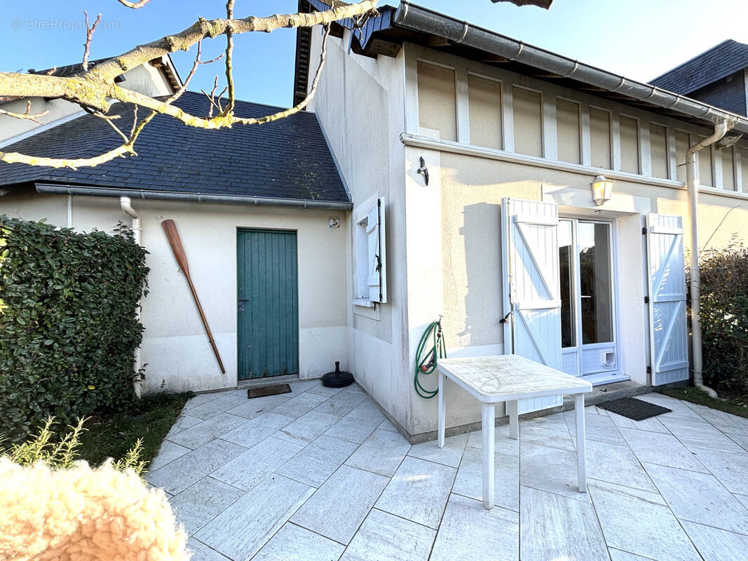 Maison à DIVES-SUR-MER
