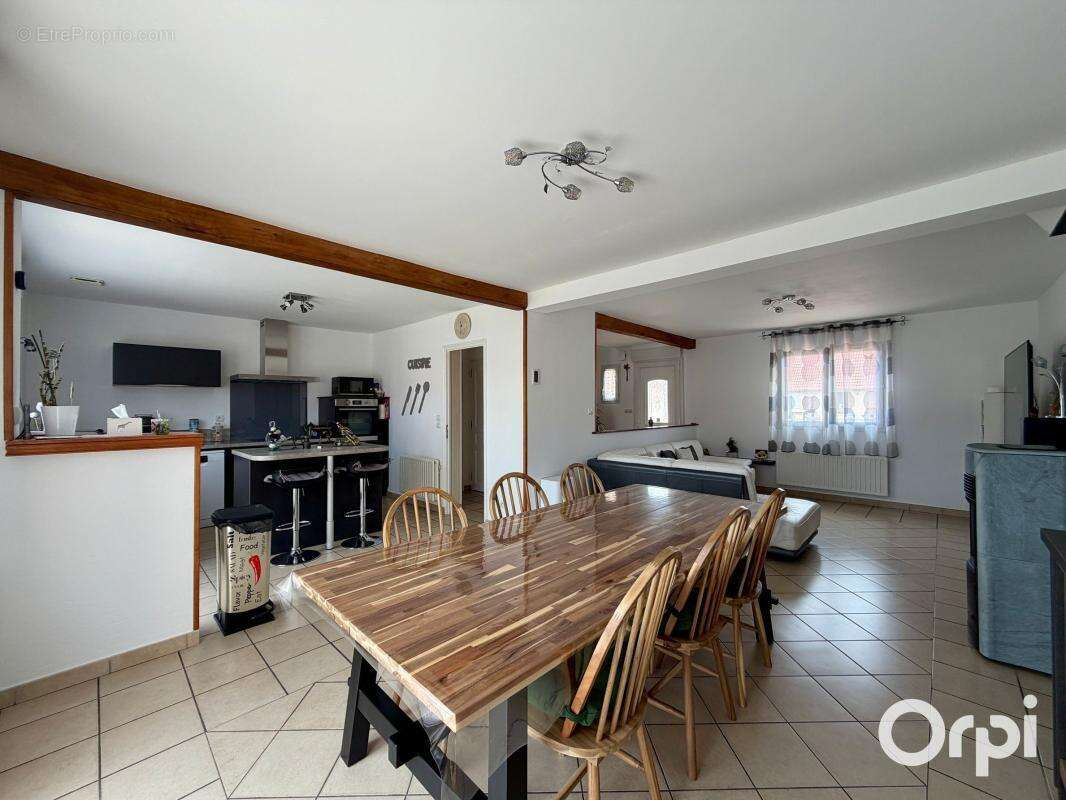 EXCLUSIVITÉ : CHARMANTE maison située à Oye-Plage ! - photo 2