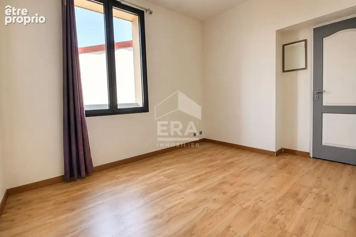 Photo Appartement à Clichy au prix de 229 000€