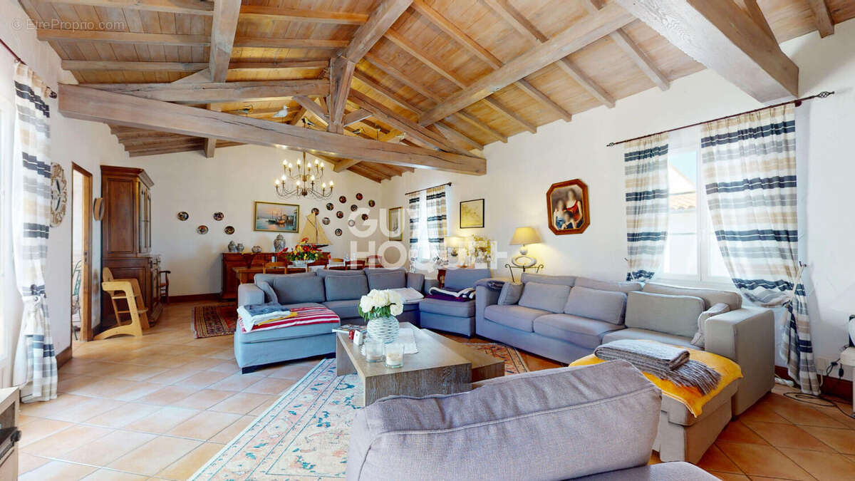 Maison à SAINTE-MARIE-DE-RE