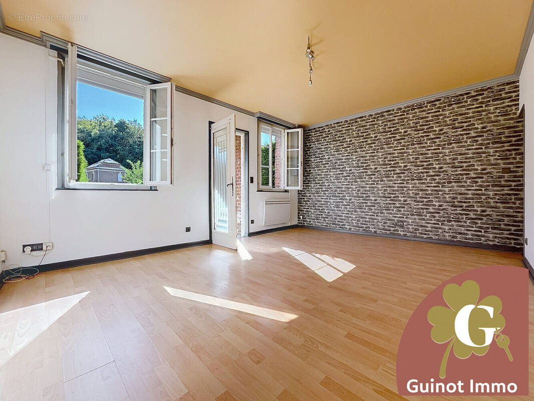 Maison à LILLEBONNE