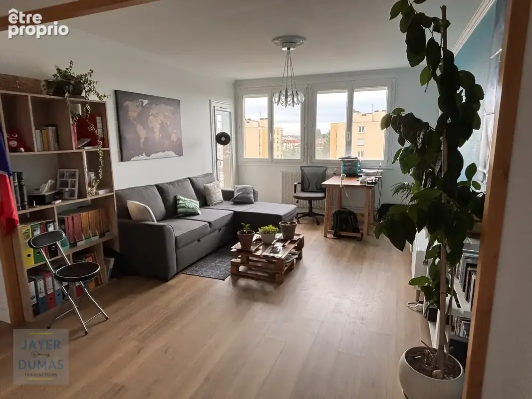 CHALON-SUR-SAONE - Bel Appartement T3 lumineux - 60 m2 - - photo 1