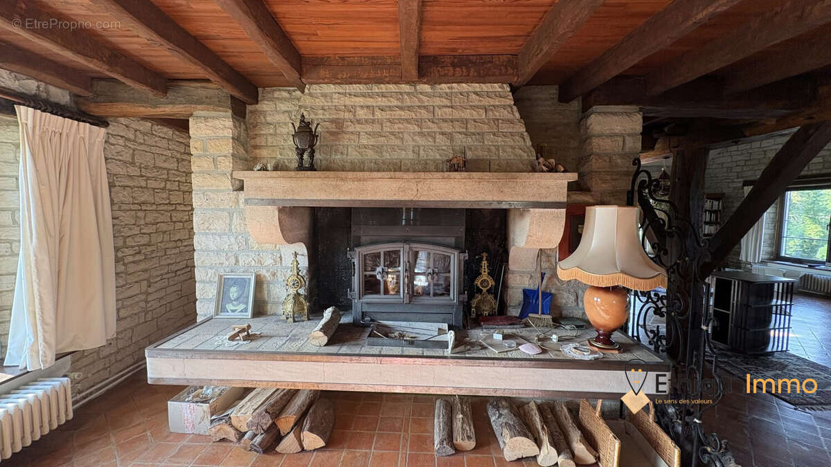 Maison à GILLANCOURT