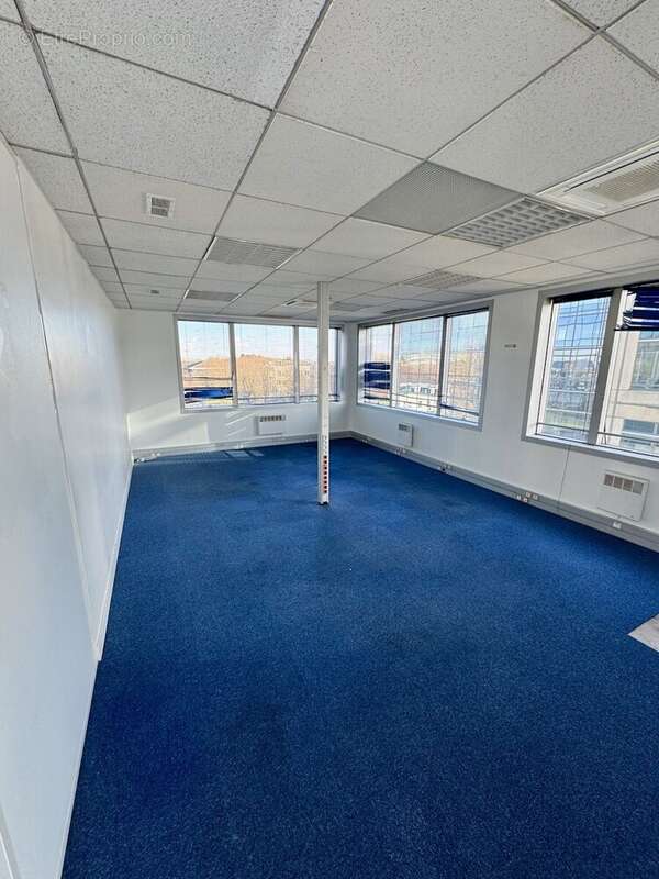 Commerce à VILLEPINTE