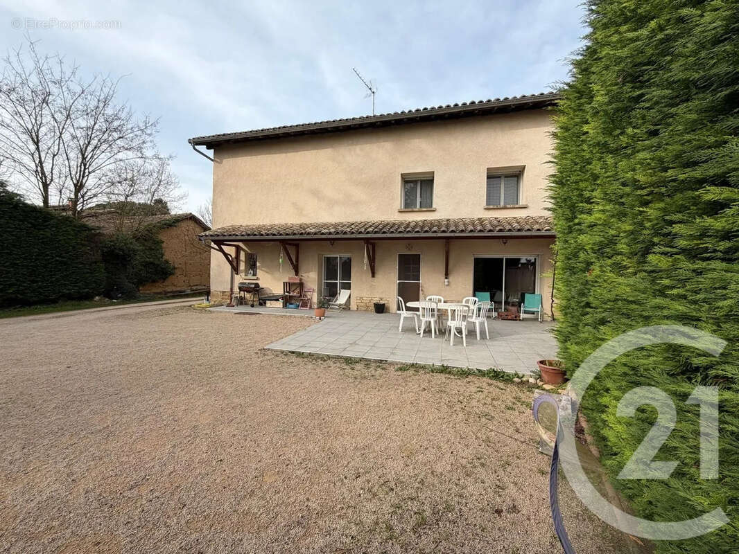 Maison à CHALEINS