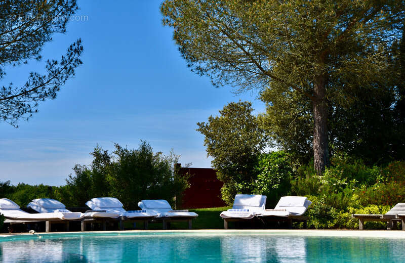Dpt Gers (32), à vendre BAZIAN propriété P12 de 430 m² avec piscine et terrain de tennis - Terrain de 1,60 Ha - photo 16