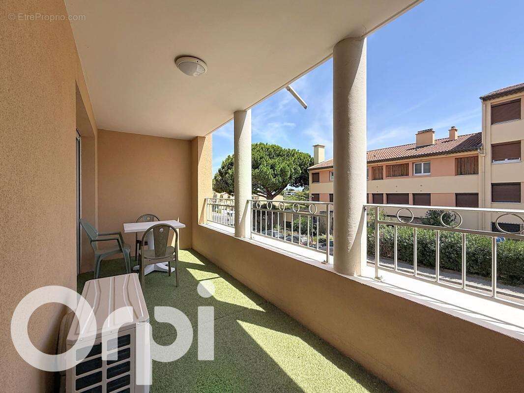Appartement à PUGET-SUR-ARGENS