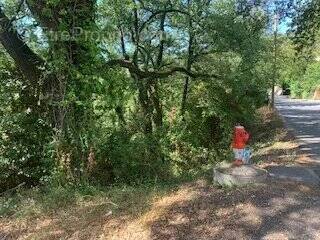 Terrain à GATTIERES