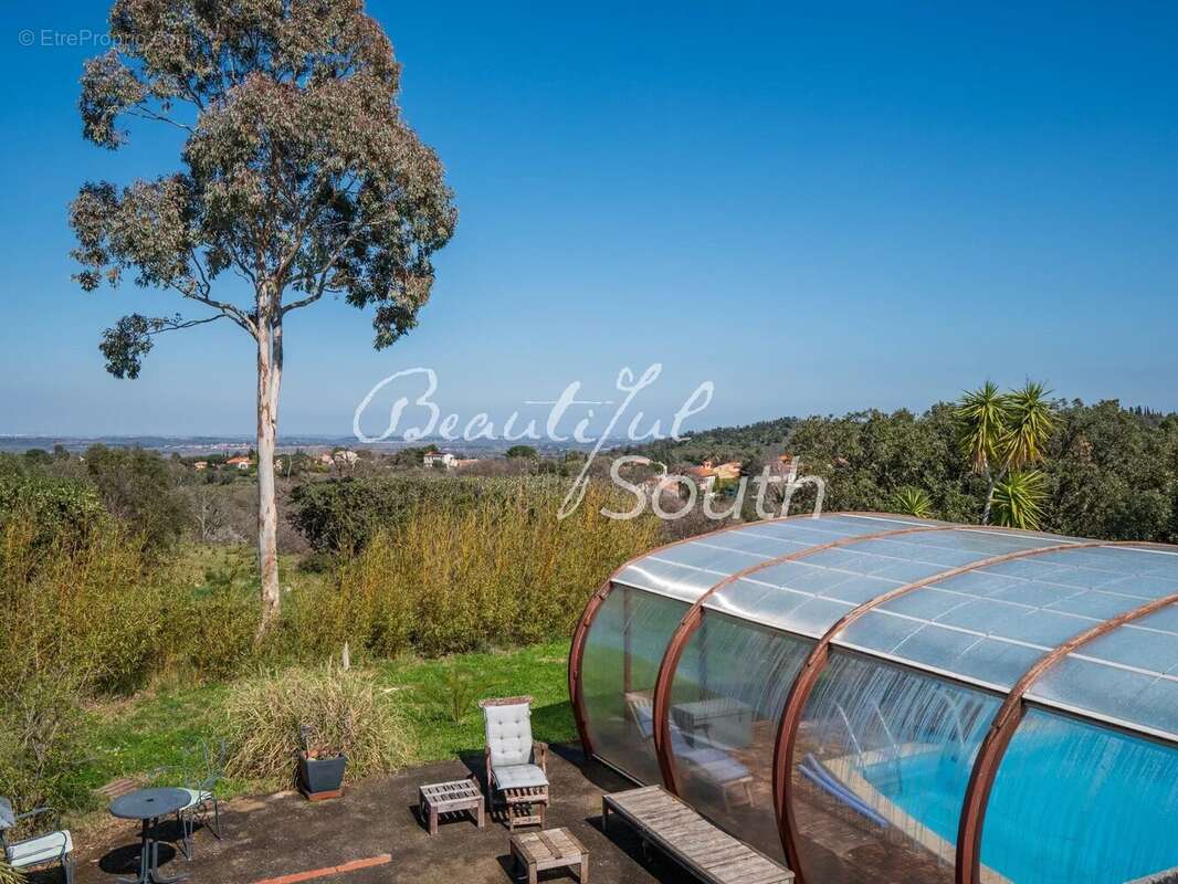 Maison à MONTESQUIEU-DES-ALBERES
