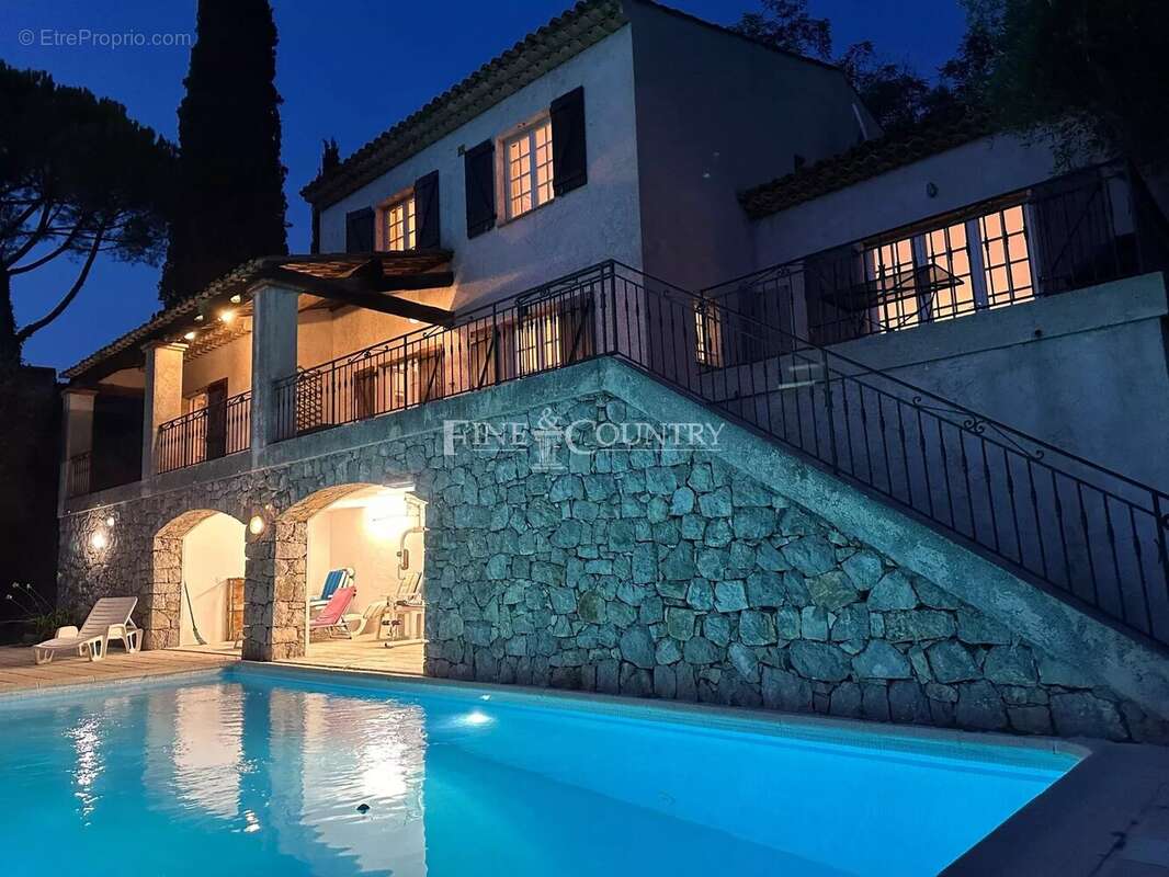 Maison à AURIBEAU-SUR-SIAGNE