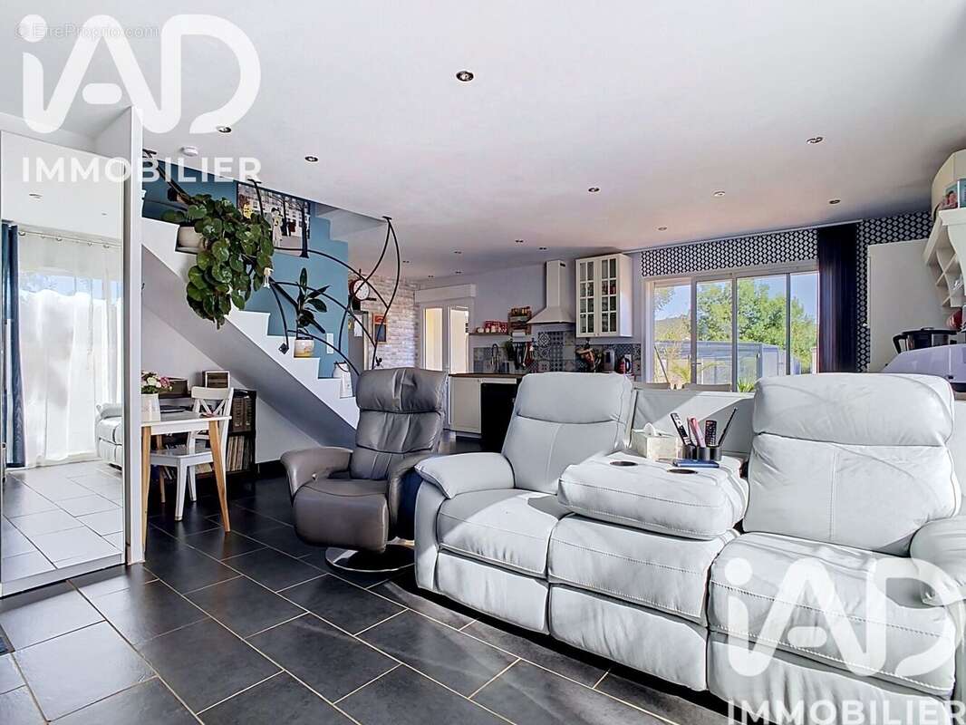 Maison 111 m² à Bouleternere  - photo 5