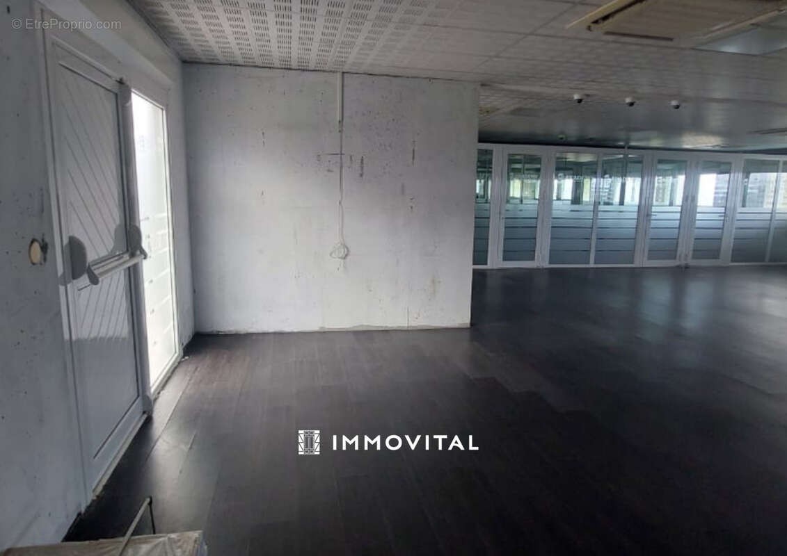 Commerce à LE MOULE