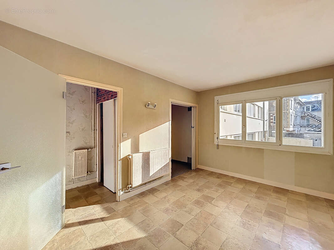 Appartement à GRANDCAMP-MAISY