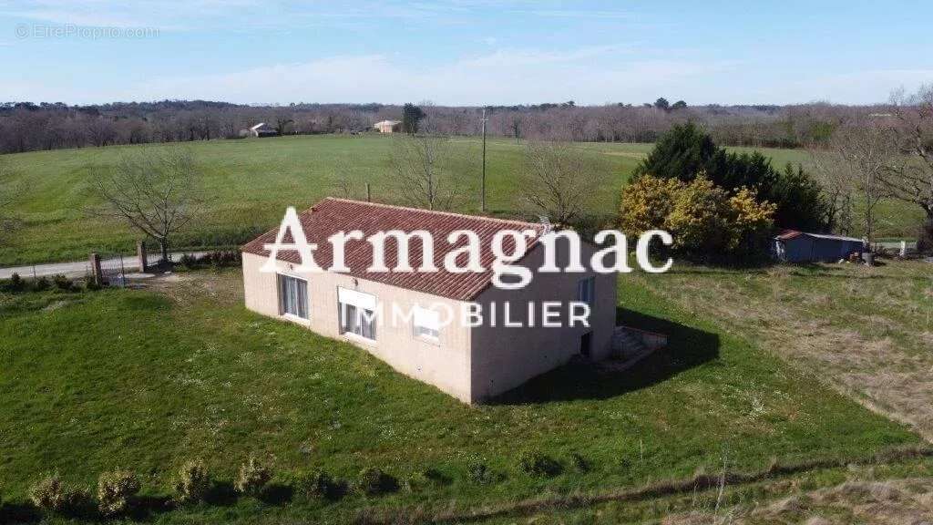 Maison à CASTELNAU-D&#039;AUZAN