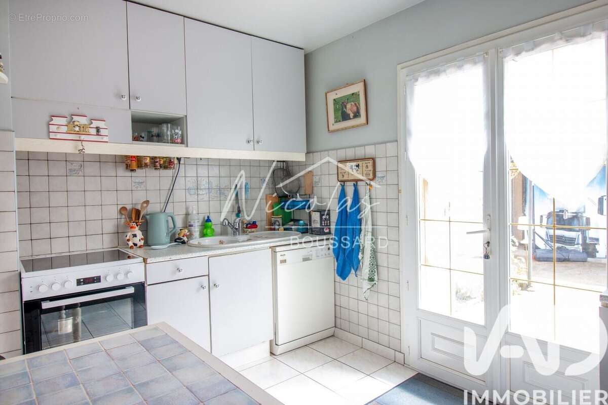 Photo 4 - Maison à JUILLY