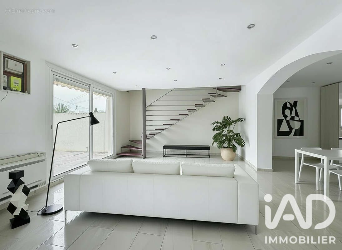 Maison 115 m² à Marseille-13e  - photo 5