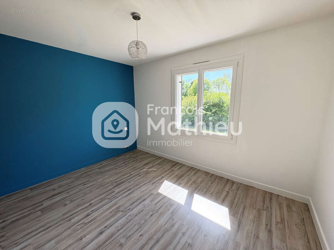 Maison à LE PLANTAY