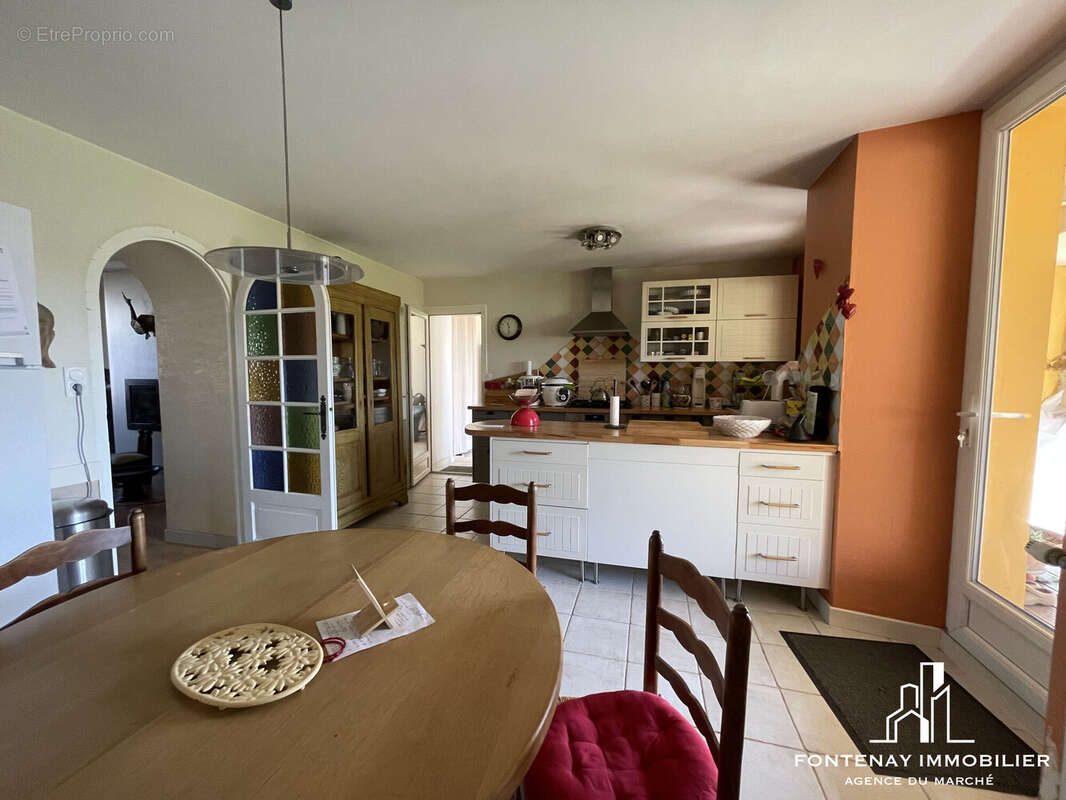 Maison à FONTENAY-LE-COMTE