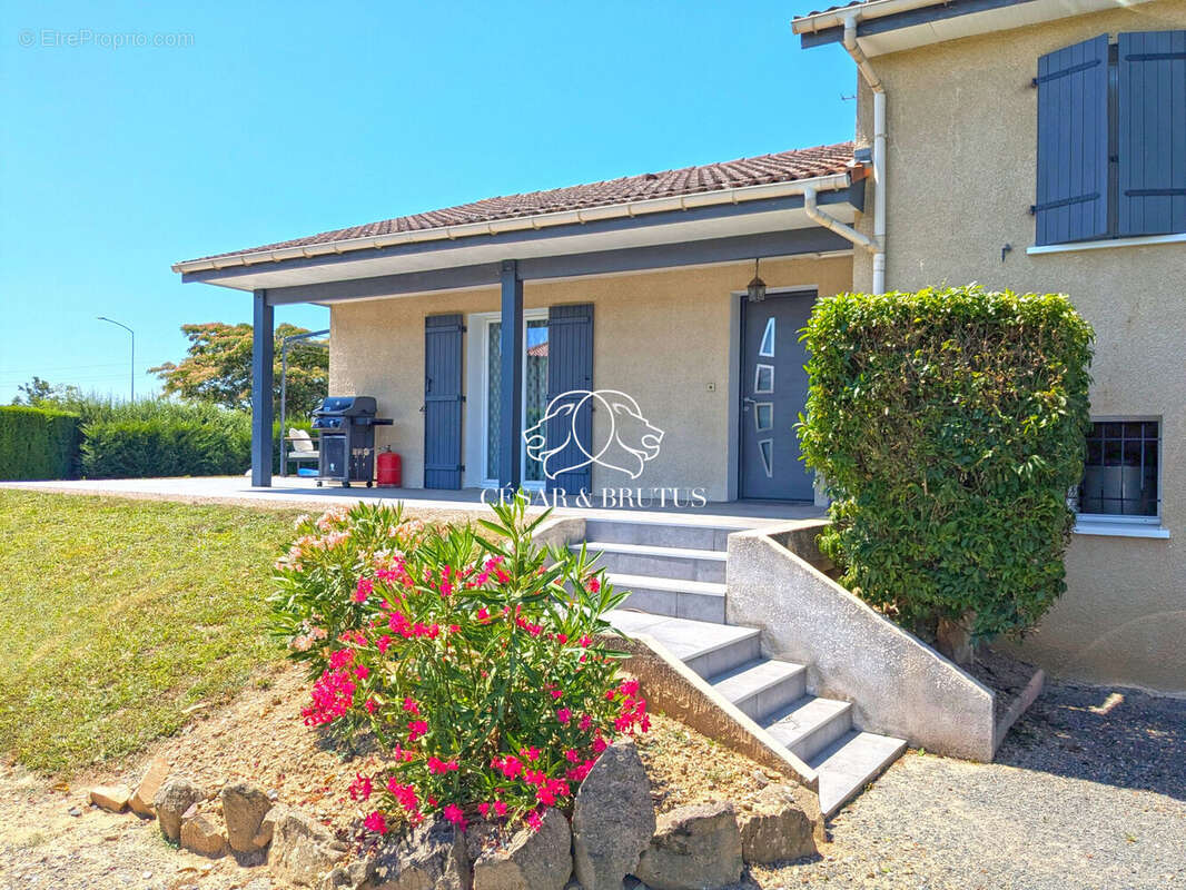 Maison à CHAZAY-D'AZERGUES