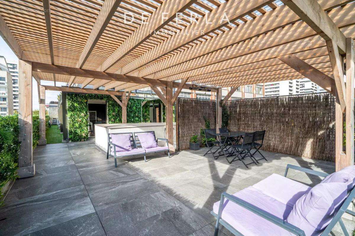 Appartement à PARIS-19E