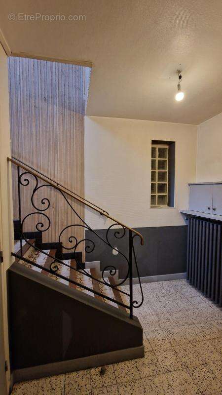 Commerce à NEUILLY-SUR-MARNE