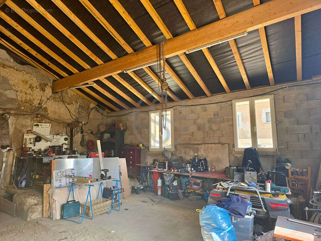 Maison à LA FRETTE
