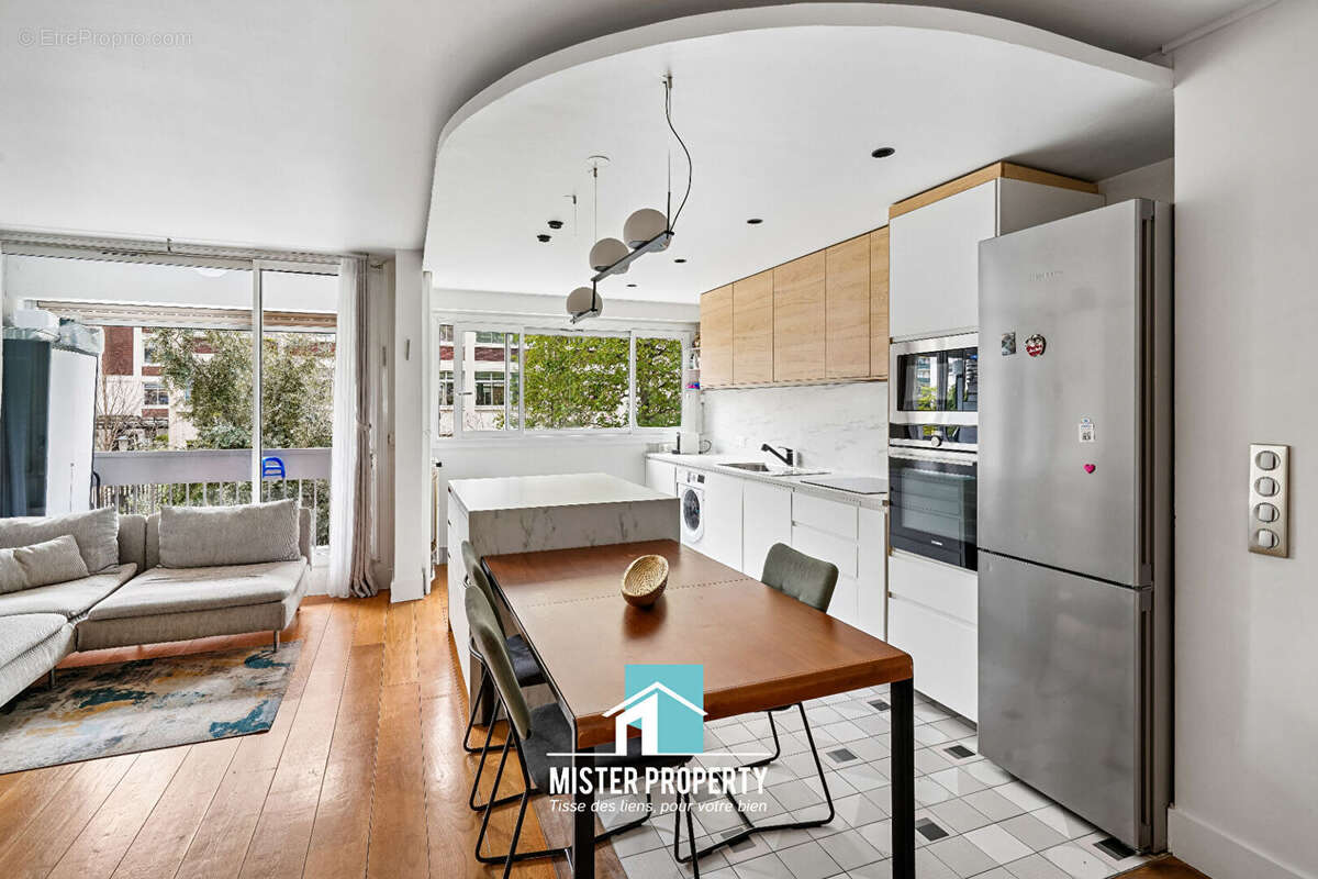Appartement à LEVALLOIS-PERRET