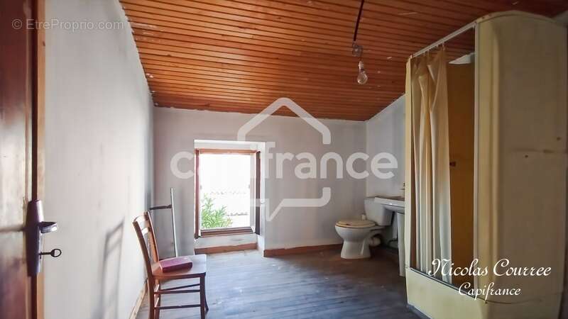 Maison à SAUZE-VAUSSAIS