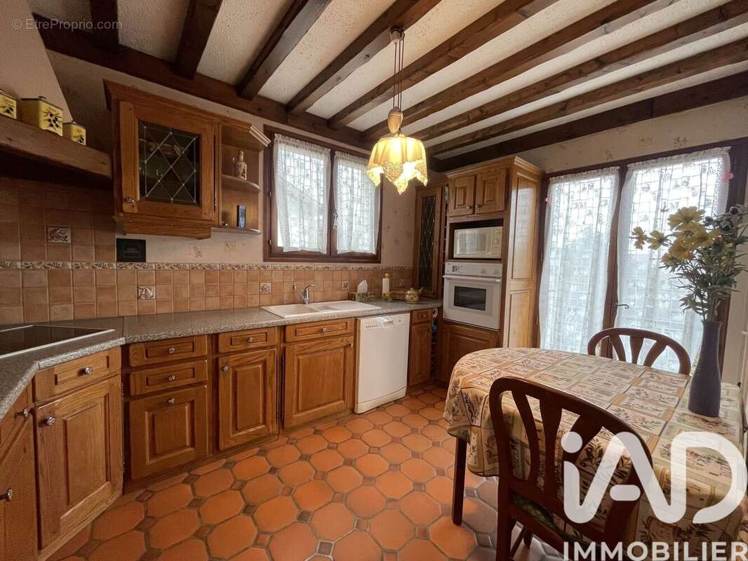Photo 4 - Maison à VAUJOURS