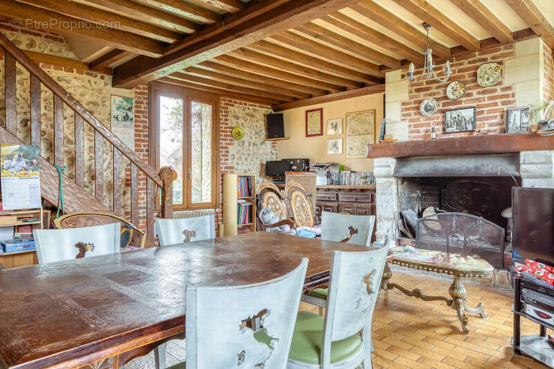 Maison à SAINT-GATIEN-DES-BOIS