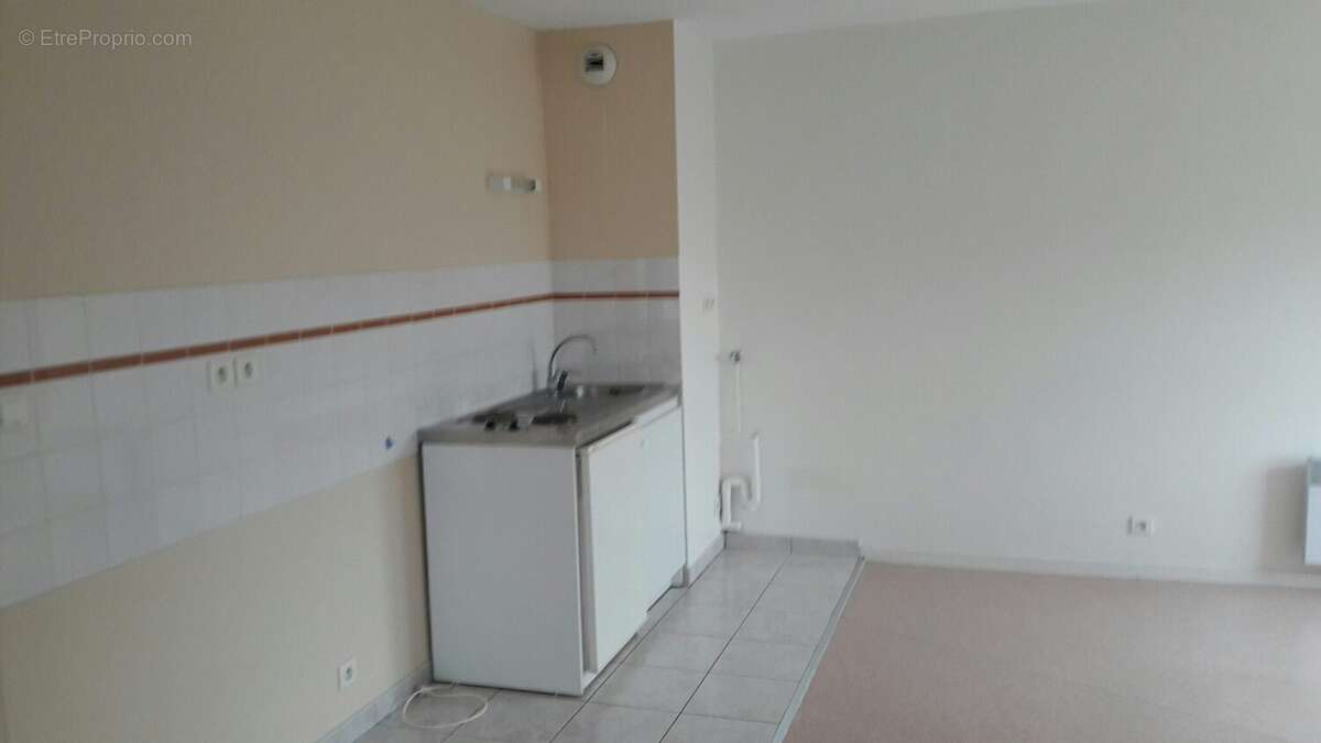 Appartement 35 m² à Quimper  - photo 2