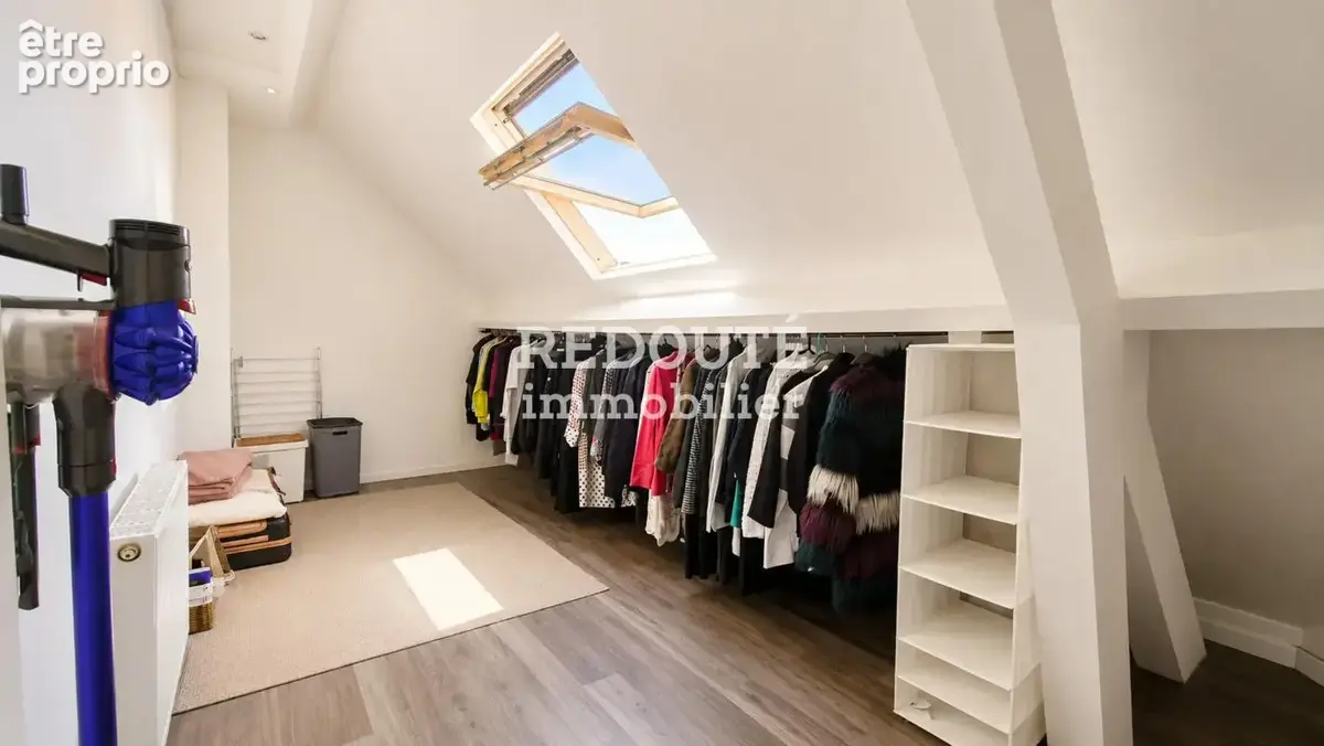 Murs à vendre d'un local commercial avec maison privative - photo 18