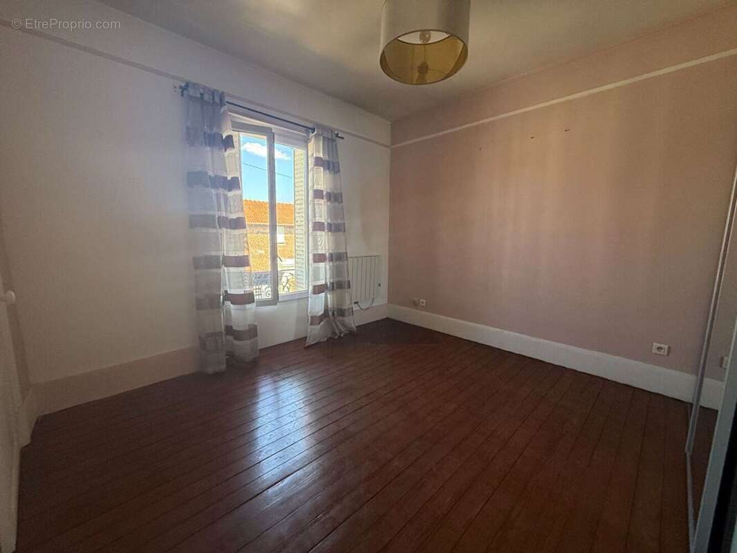 57390097f.jpg - Maison à BORNEL