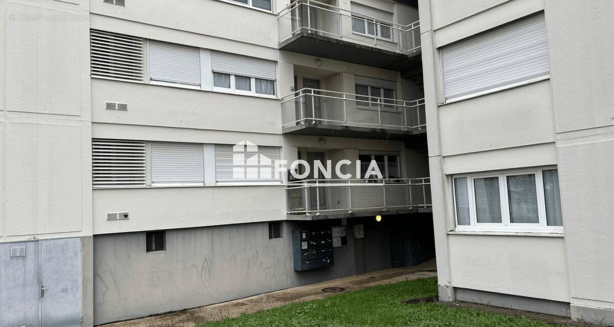 Appartement à COGNAC