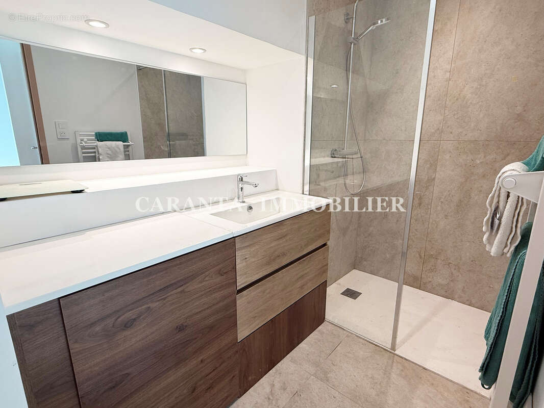 Vente appartement 4 pièces Sainte-Maxime 50m de la plage et 2 garages - photo 10