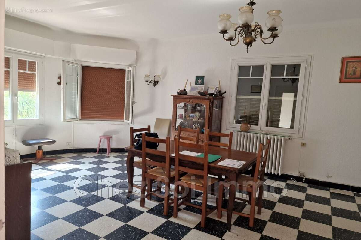 Maison à CAGNES-SUR-MER