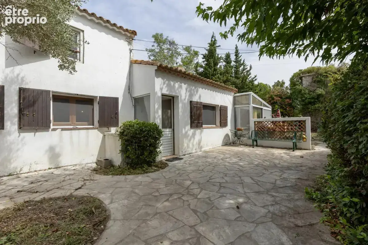 Maison de 10 pièces de 171 m² à Arles - photo 20