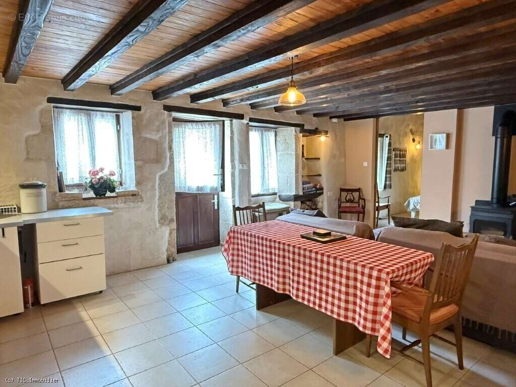 Propriété De Caractère Sur 2 Hectares Avec Deux Gîtes, Piscine Et Fort Potentiel De Développement - photo 29