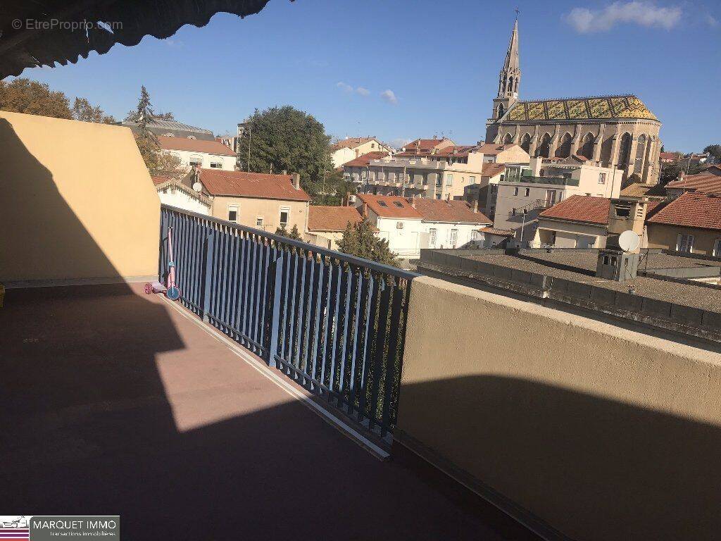 Appartement à BEZIERS